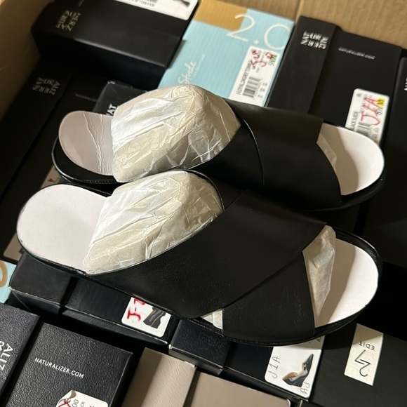 Naturalizer Genn Stroll Slide Sandal - Picture 5 of 6